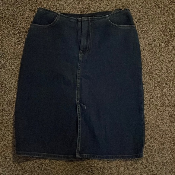 American Eagle Outfitters Dresses & Skirts - American Eagle Cotton Denim Skirt
